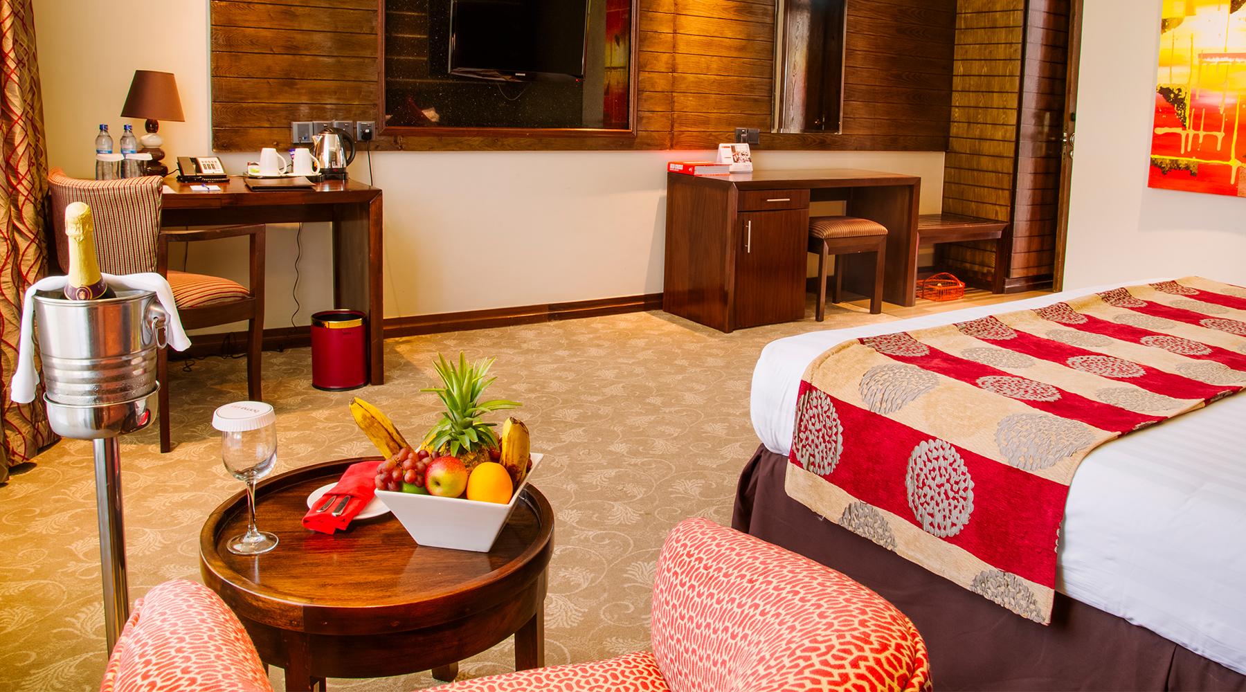 Boma Inn Элдорет Экстерьер фото