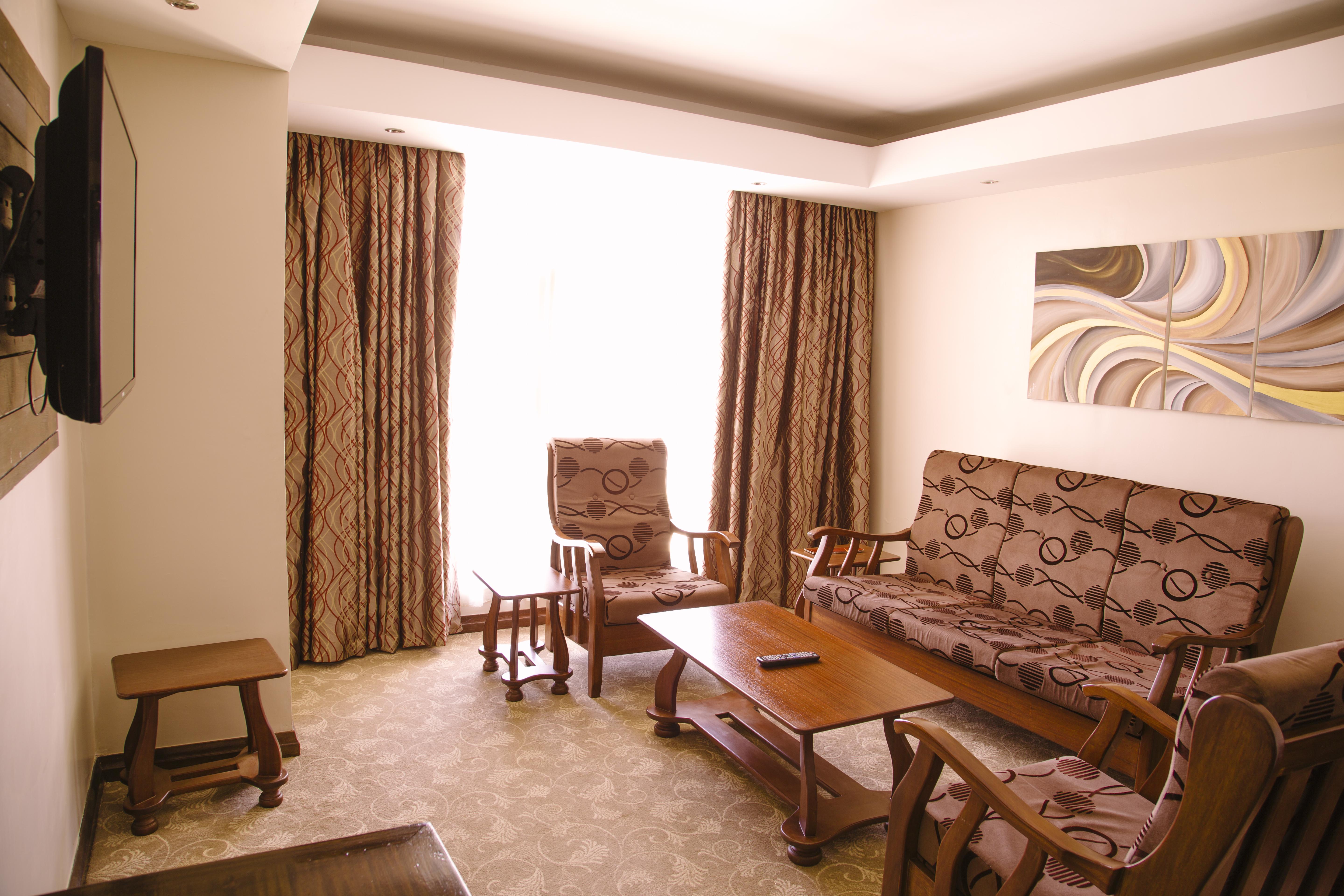 Boma Inn Элдорет Экстерьер фото