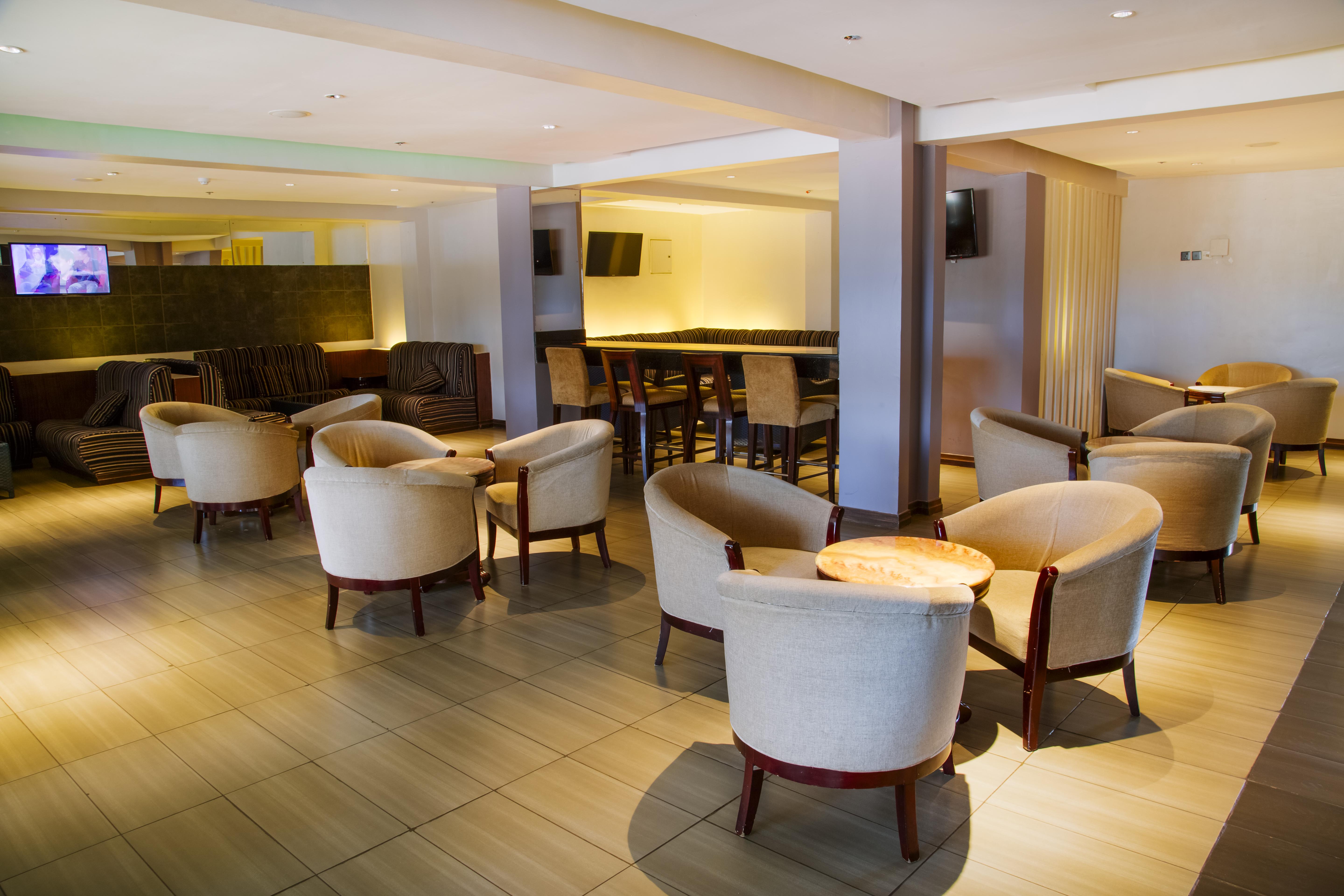 Boma Inn Элдорет Экстерьер фото